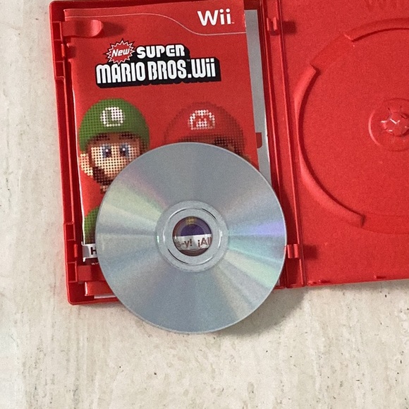 New Super Mario Bros. Wii Game Nintendo Complete In Box - Picture 4 of 5